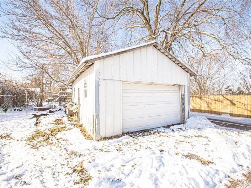 210 N Main Street, New Madison, OH 45346 Photo 20