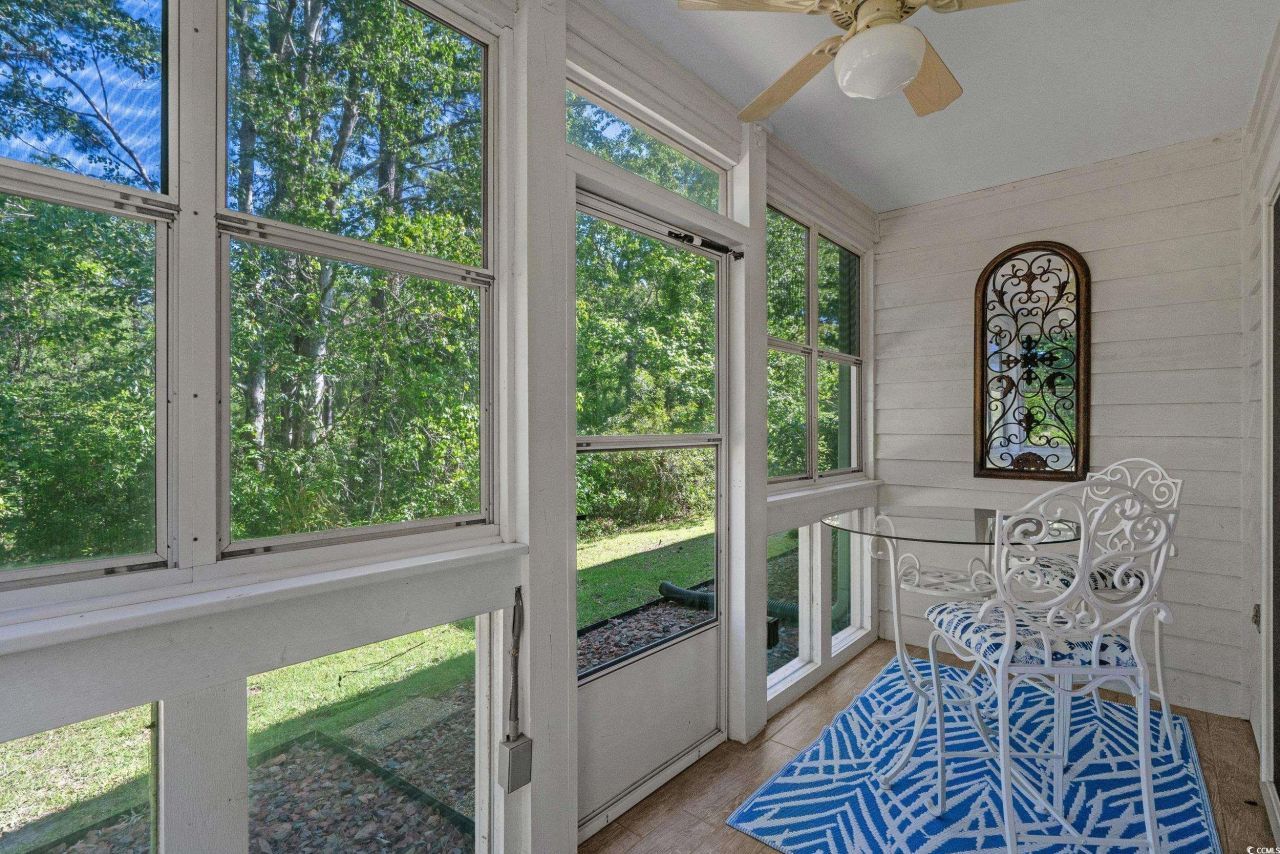 1290 White Tree Ln. Photo 16