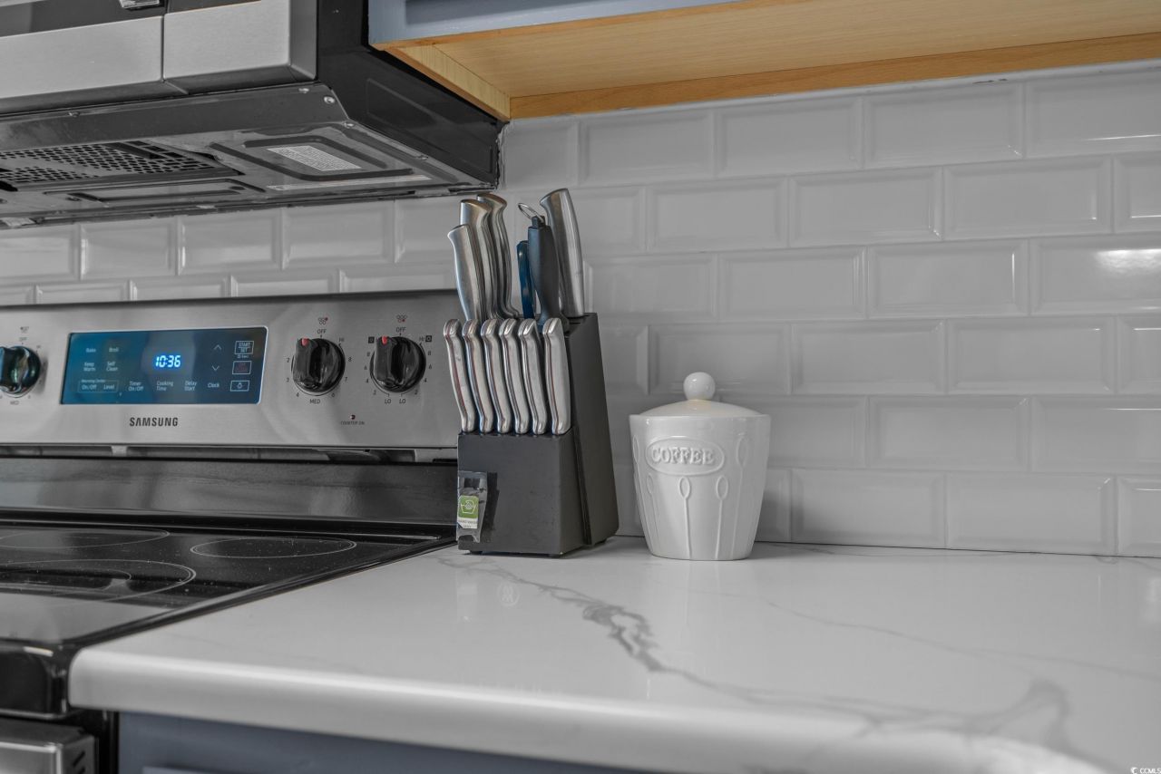 1290 White Tree Ln. Photo 30