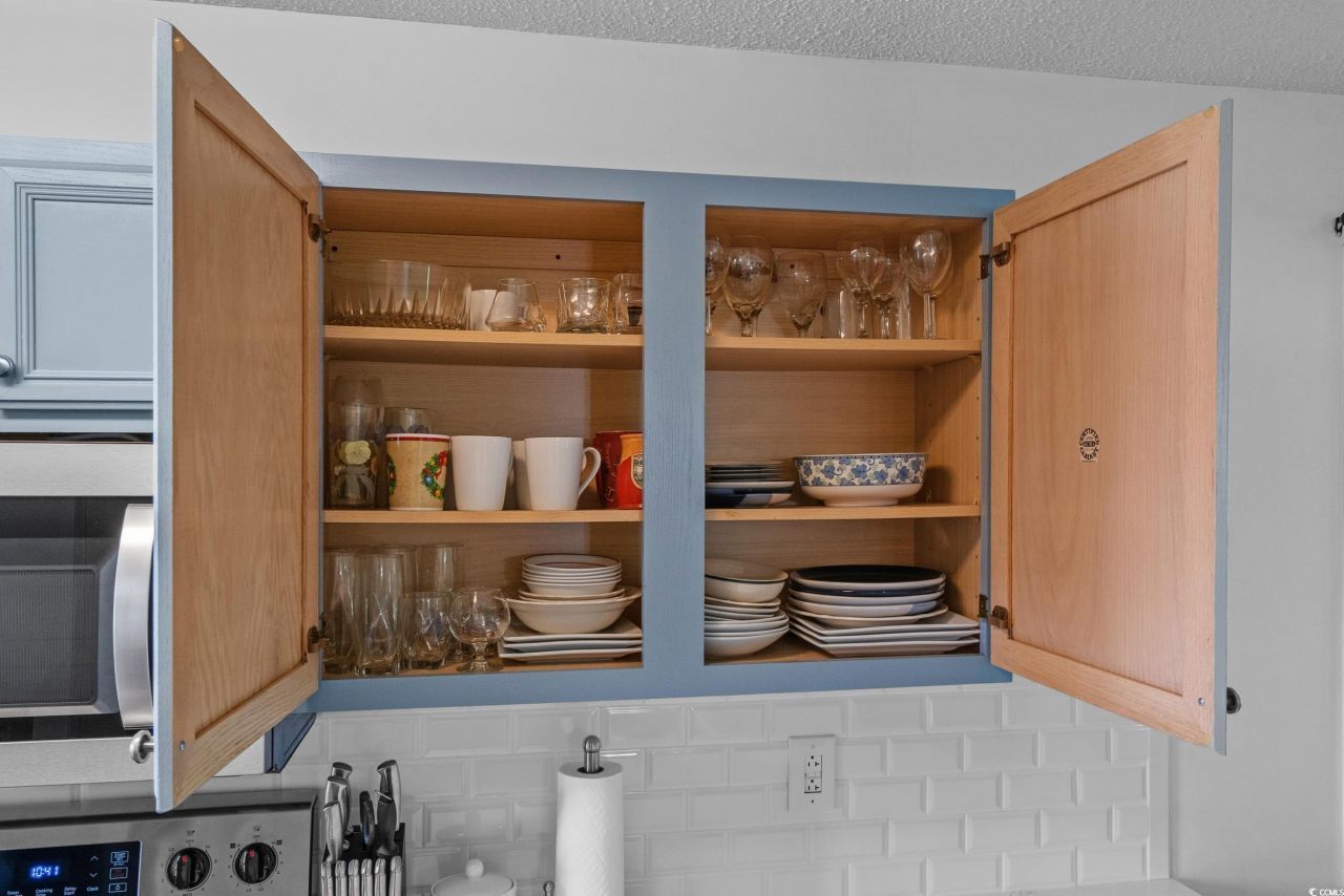 1290 White Tree Ln. Photo 31