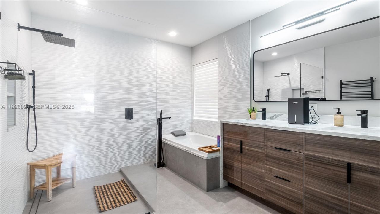 4908 Lombard Pass Dr, Lake Worth, FL 33463 Photo