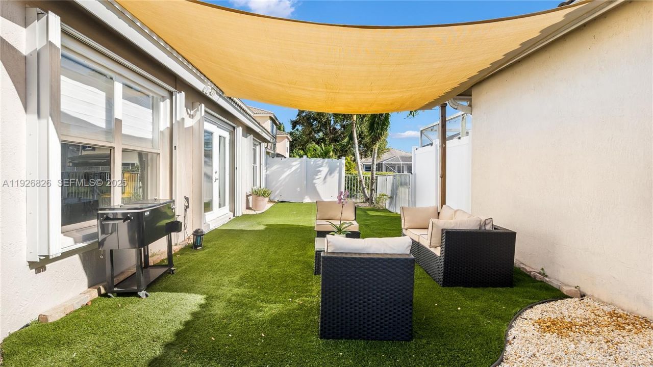 4908 Lombard Pass Dr, Lake Worth, FL 33463 Photo