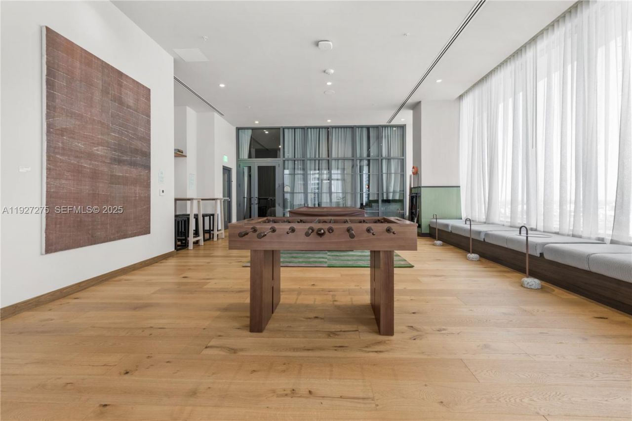 11 NE 6th St, Unit 3213, Miami, FL 33132 Photo