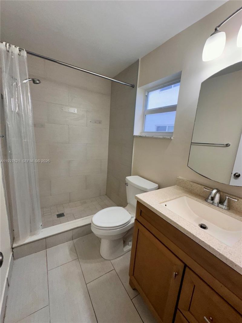 1824 Monroe St, Unit 4, Hollywood, FL 33020 Photo