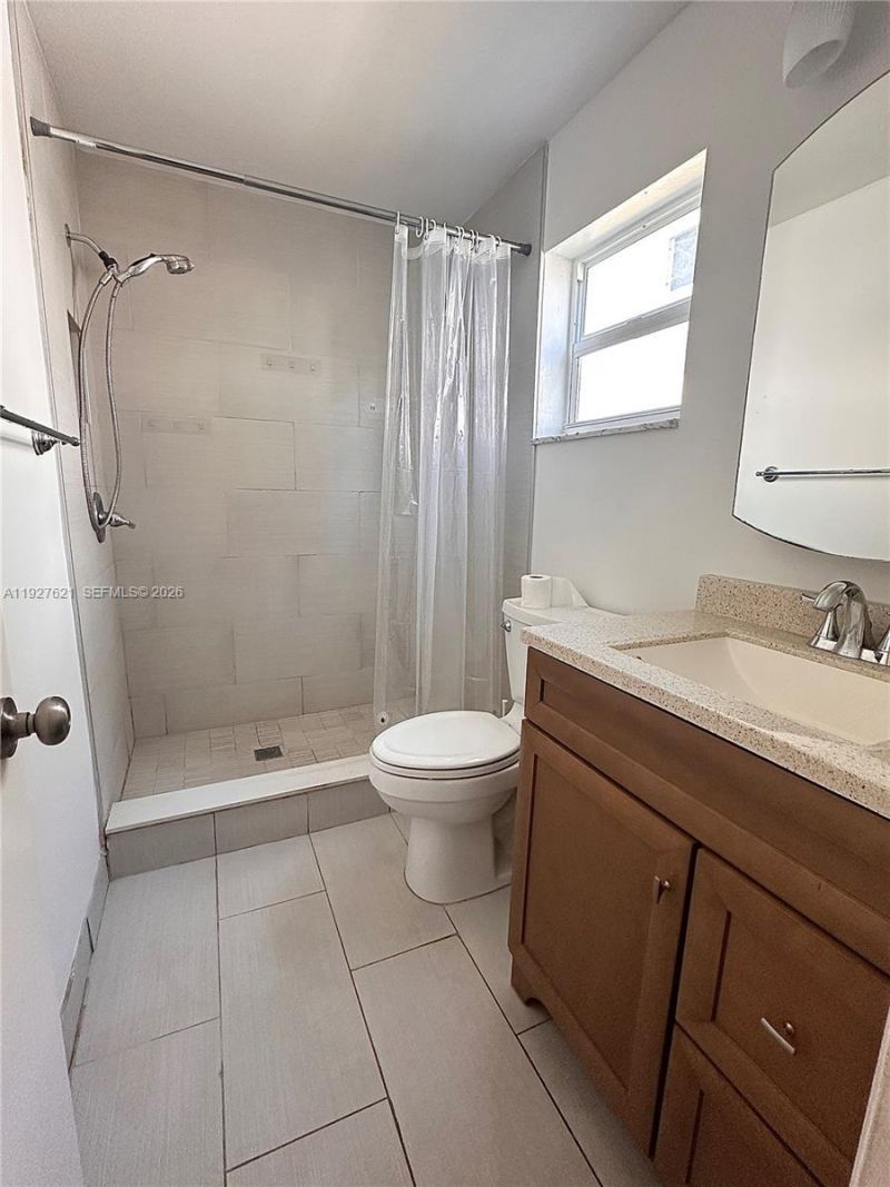1824 Monroe St, Unit 4, Hollywood, FL 33020 Photo