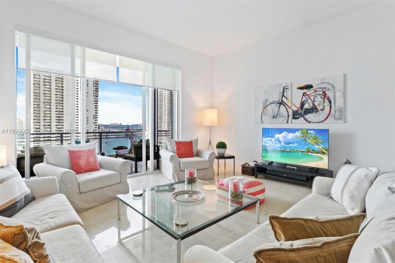 900 Brickell Key Blvd, Unit 2002, Miami, FL 33131 Photo