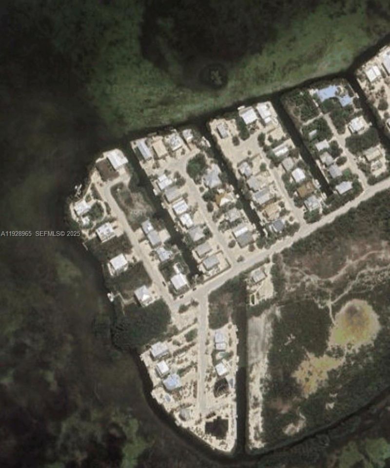 1145 Hakluyt Ln, Lower Keys, FL 33042 Photo