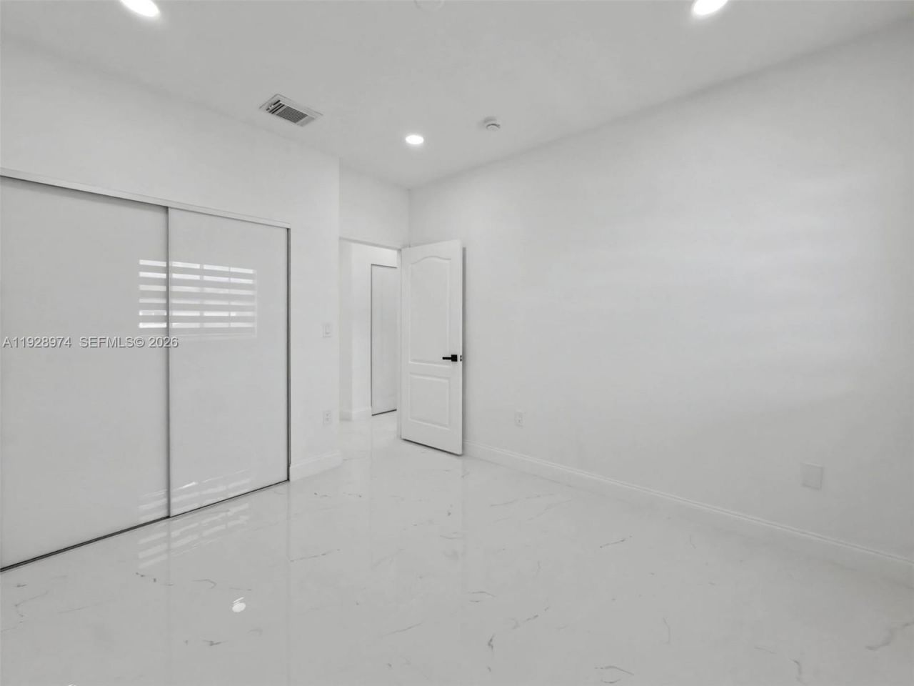 15064 SW 30th Ter, Miami, FL 33185 Photo