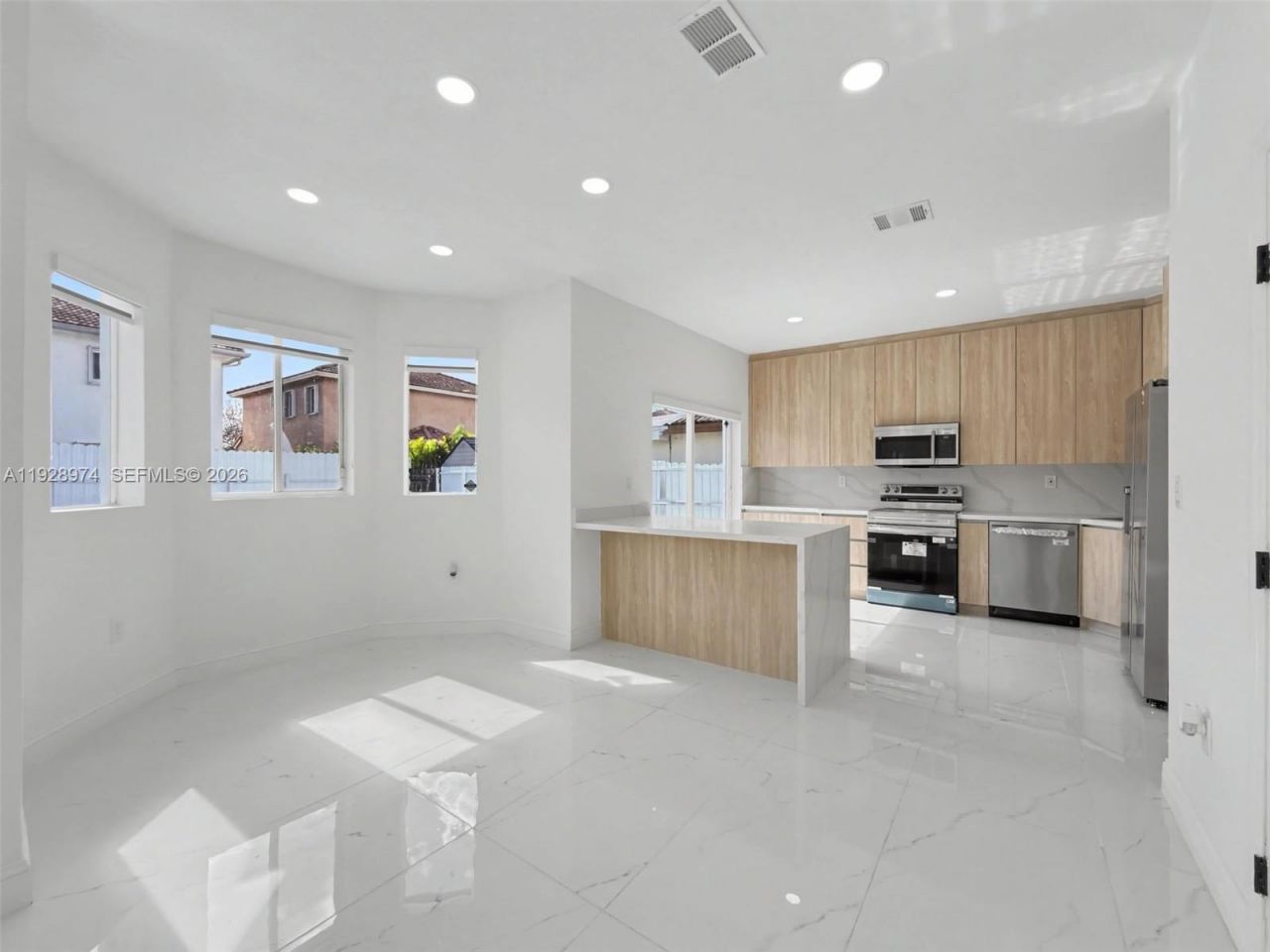 15064 SW 30th Ter, Miami, FL 33185 Photo