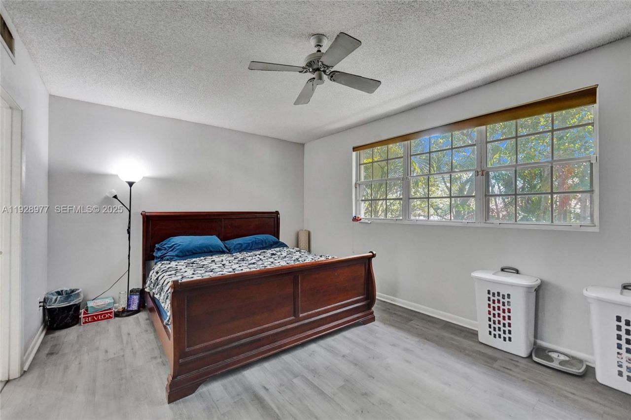 3592 NW 83rd Ln, Sunrise, FL 33351 Photo