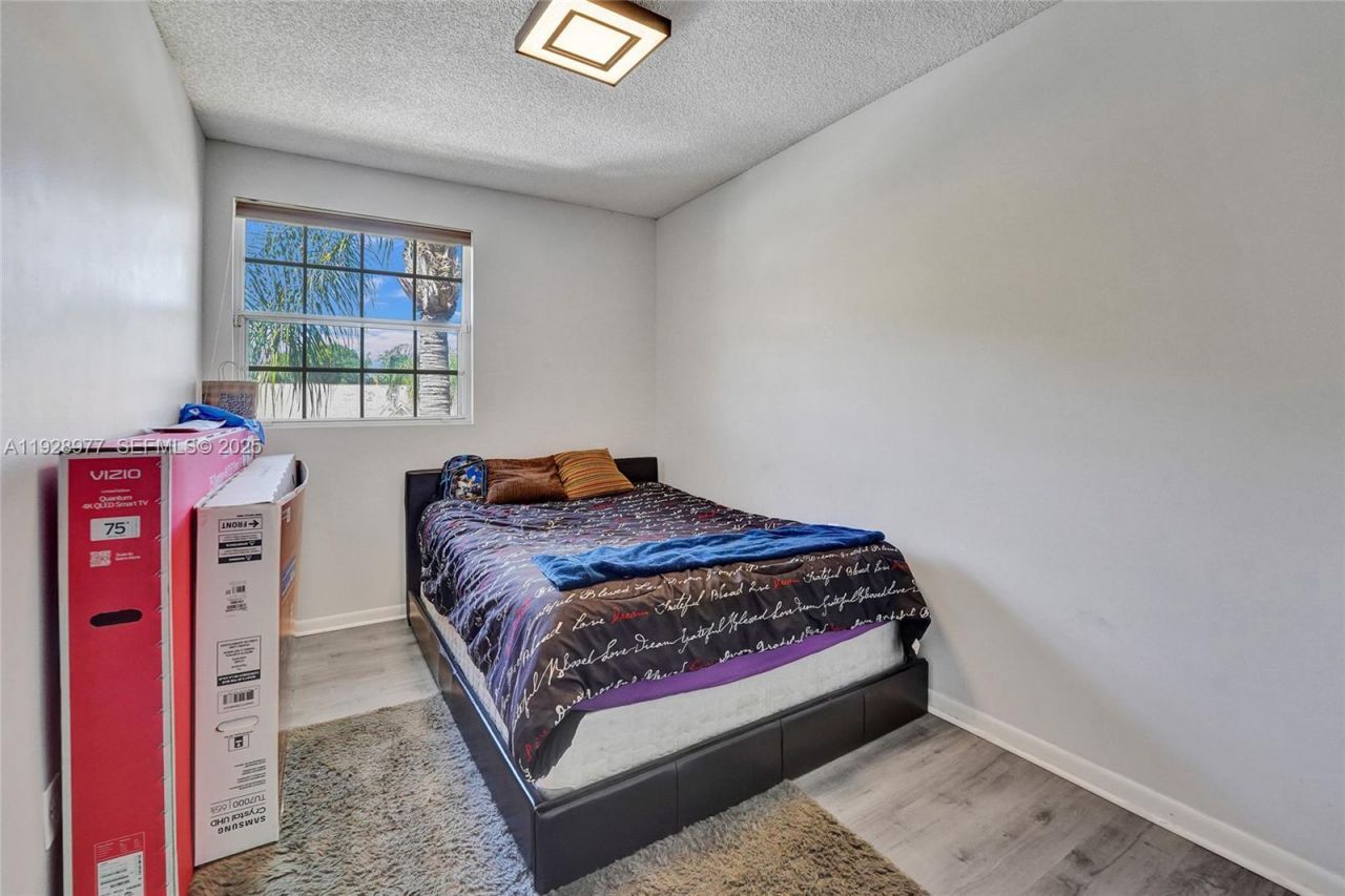 3592 NW 83rd Ln, Sunrise, FL 33351 Photo