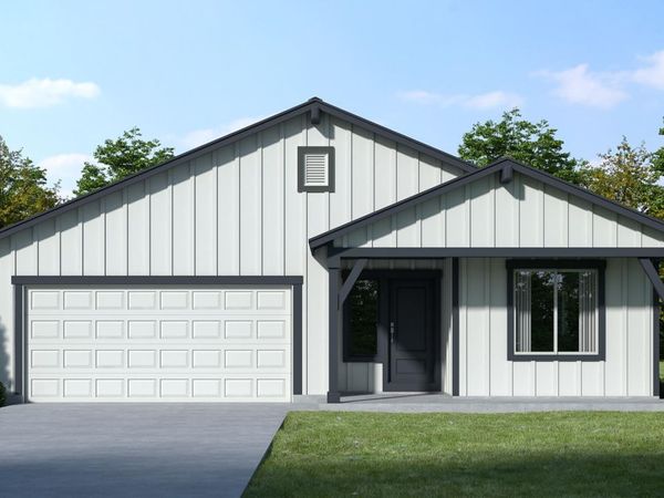 435 NW Monte Vista Avenue, Unit 121, Madras, OR 97741