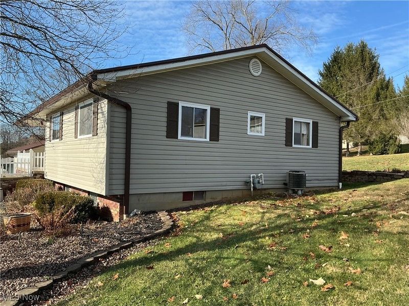 5890 Melody Lane, Nashport, OH 43830 Photo 5