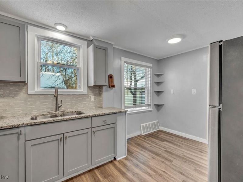 5194 Homewood Avenue, Maple Heights, OH 44137 Photo 19