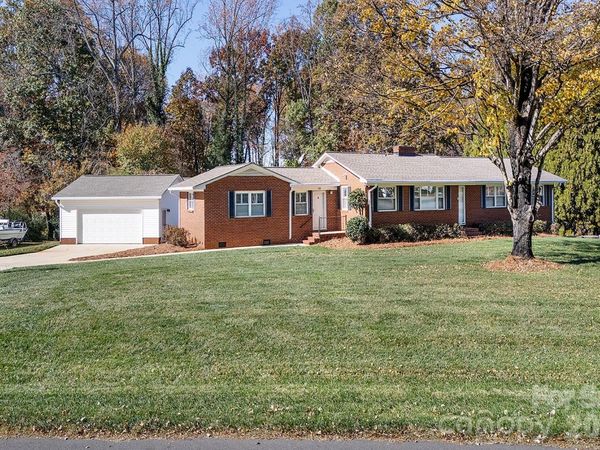 100 Joyce Avenue, Huntersville, NC 28078