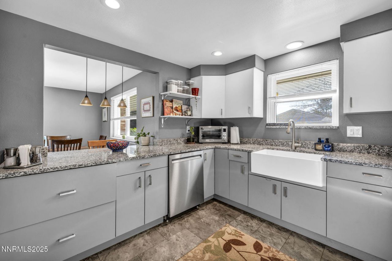 1216 Enterprize Way, Carson City, NV 89703 Photo