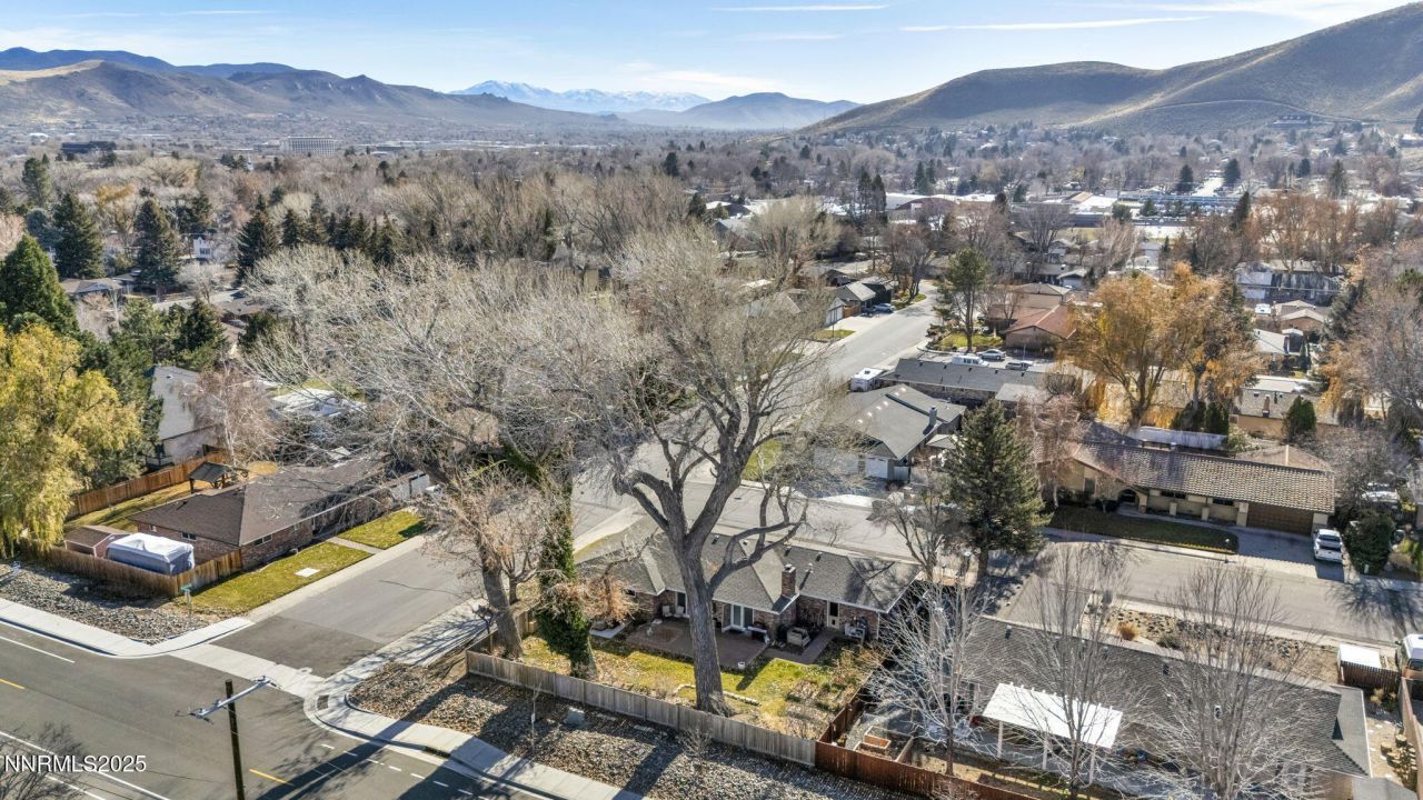 1216 Enterprize Way, Carson City, NV 89703 Photo