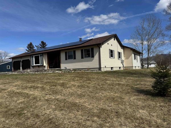 29 Mount Pleasant Drive, Brandon, VT 05733