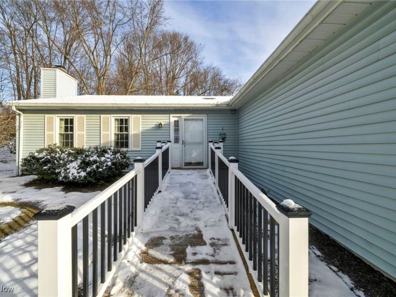 1295 Vantage Way, Streetsboro, OH 44241 Photo 2