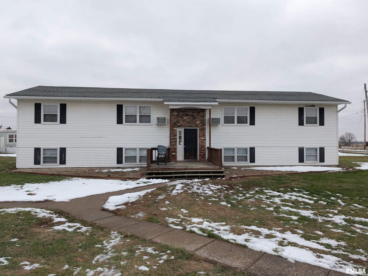 219,221,223 S F Street, La Harpe, IL 61450 Main Photo