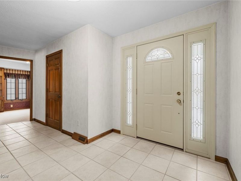 3733 River Lane, Rocky River, OH 44116 Photo 6