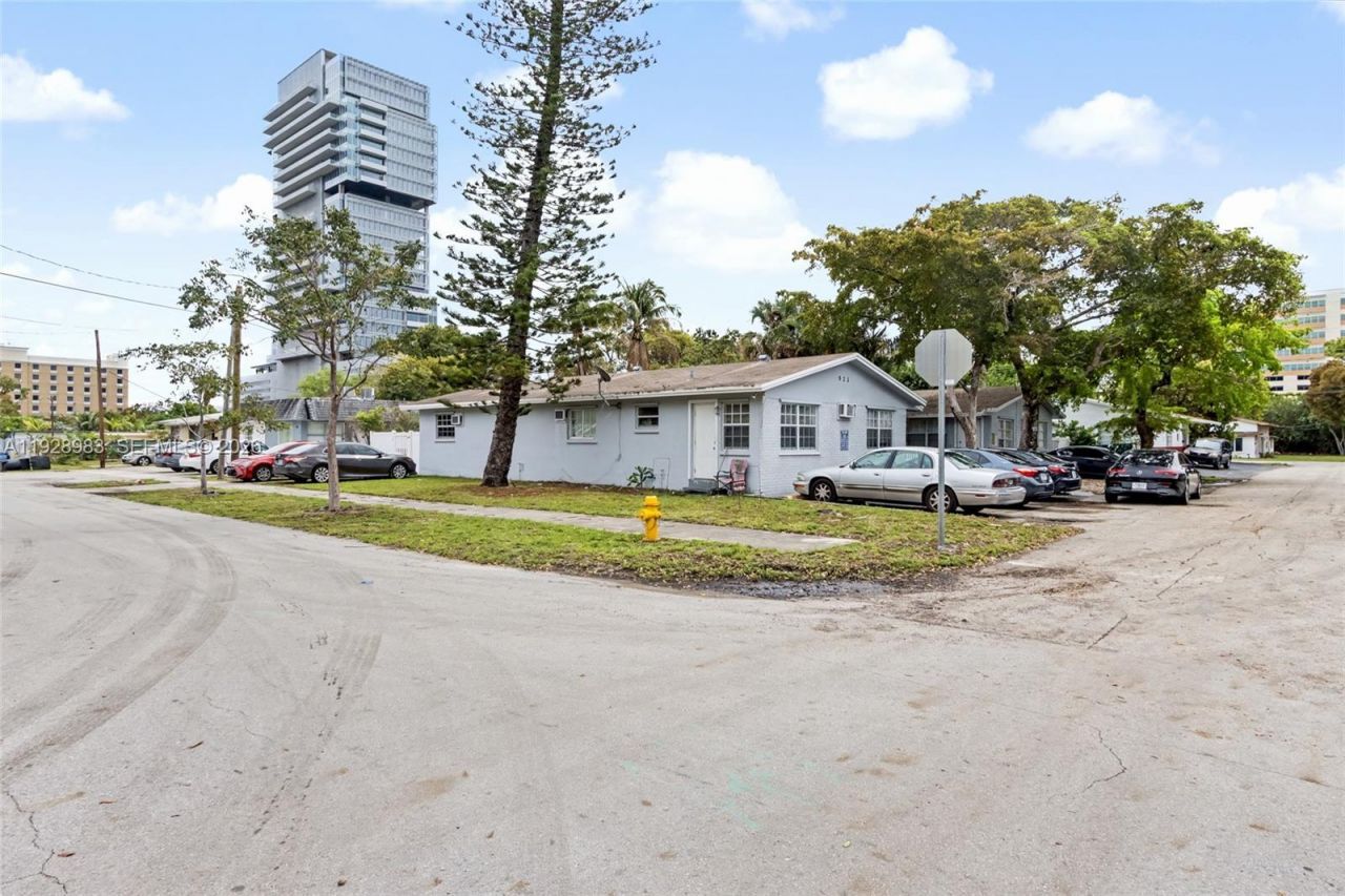 923 SE 2nd Ave, Unit 1-6, Hallandale Beach, FL 33009 Photo