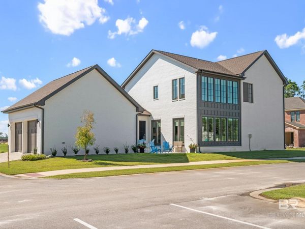 902 Inlet Circle, Gulf Shores, AL 36542