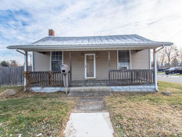 900 N Maple Street, Eaton, OH 45320