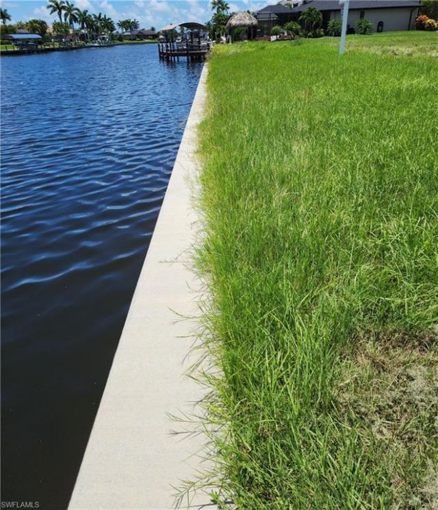 2712 SW 37th Ter, Cape Coral, FL 33914 Photo