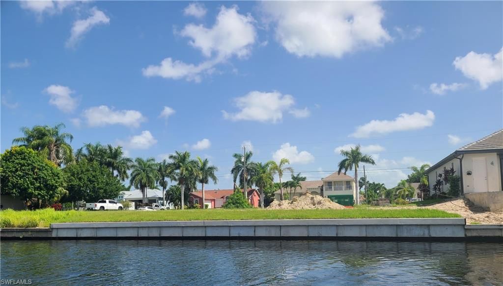 2712 SW 37th Ter, Cape Coral, FL 33914 Photo