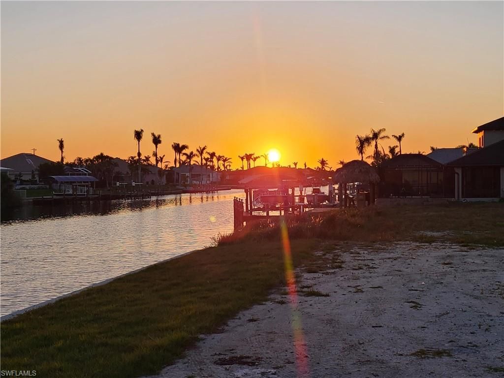 2712 SW 37th Ter, Cape Coral, FL 33914 Photo