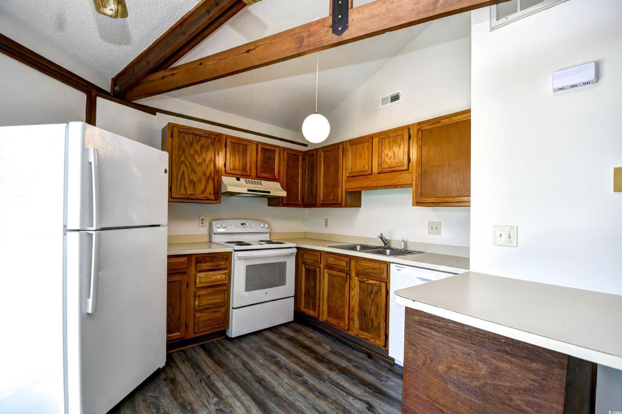 742 Tall Oaks Ct. Photo 8