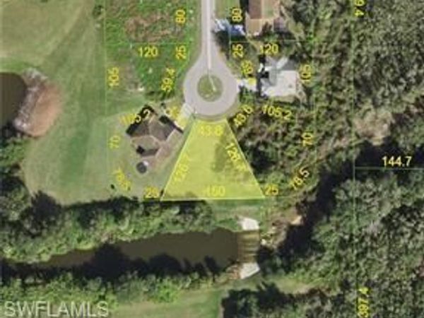 235 Santos DR, PUNTA GORDA, FL 33983