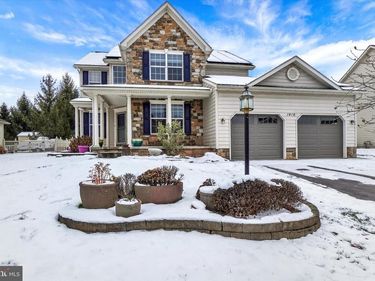 1416 WHEATFIELD DRIVE, YORK, PA 17408