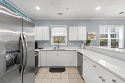 6253 Catalina Dr. photo 4