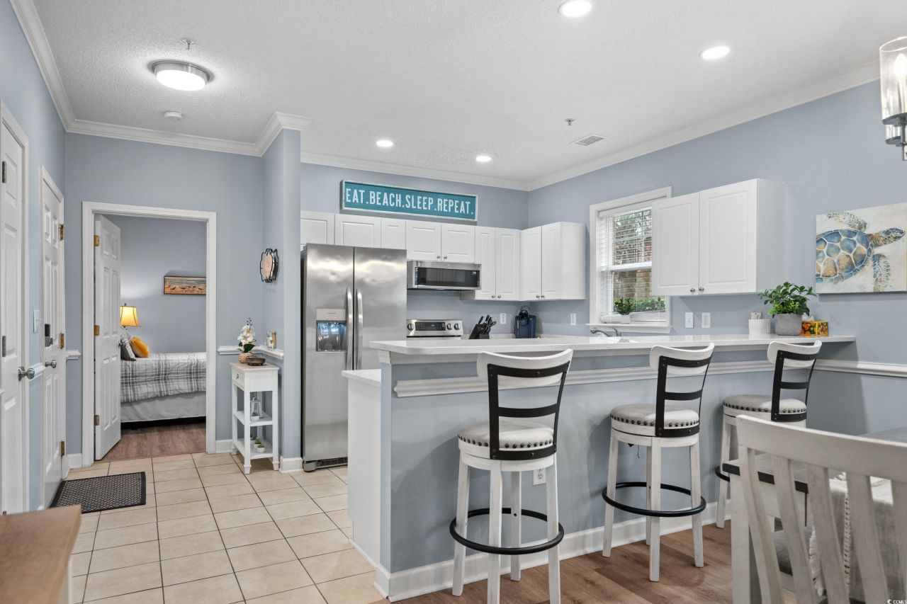 6253 Catalina Dr. Photo 8