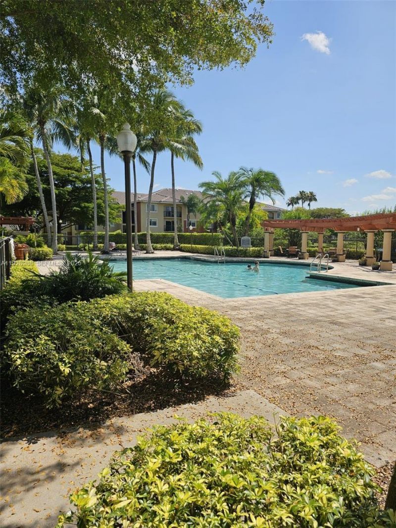 4163 N Haverhill Rd, Unit 1209, West Palm Beach, FL 33417 Photo