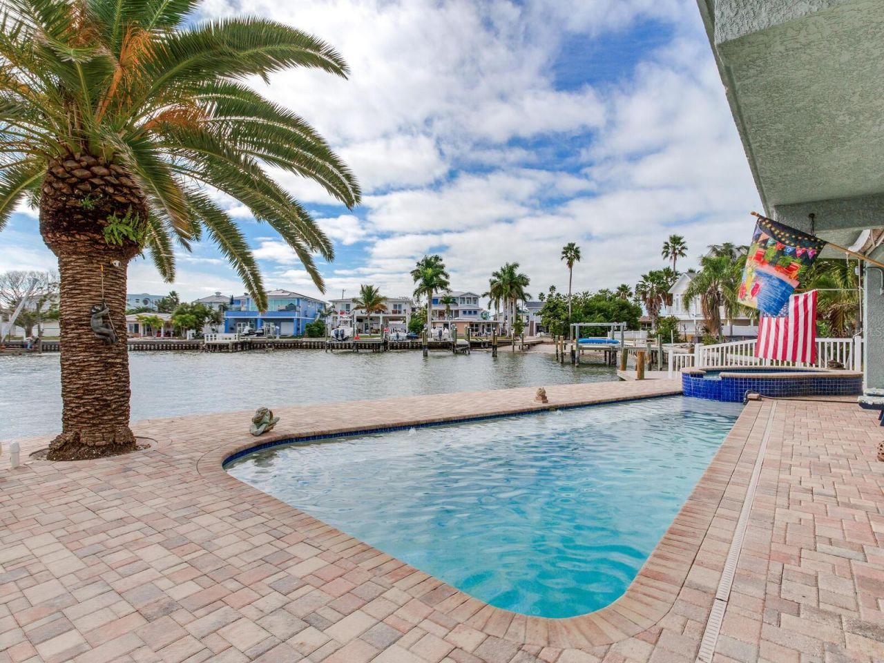 511 161st Avenue, Redington Beach, FL 33708 Photo