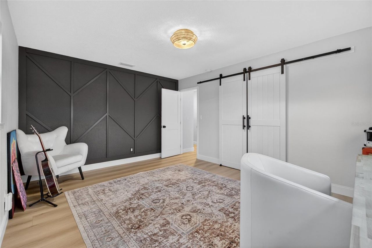 2000 Kansas Avenue Ne, Saint Petersburg, FL 33703 Photo