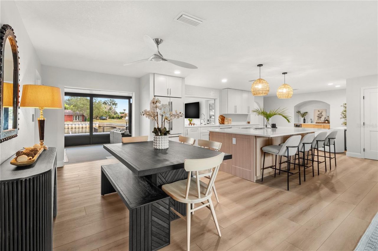 2000 Kansas Avenue Ne, Saint Petersburg, FL 33703 Photo