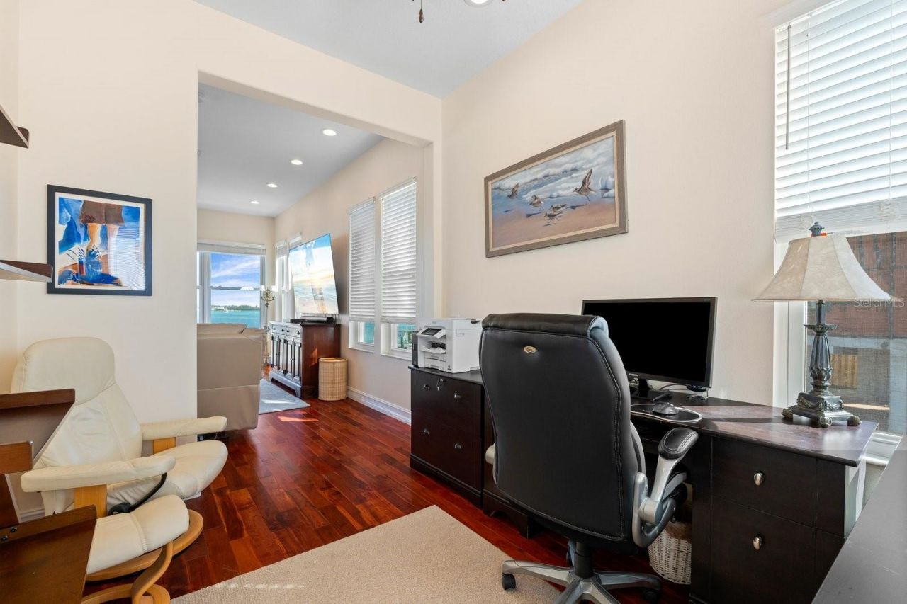 110 6th Street S, Bradenton Beach, FL 34217 Photo