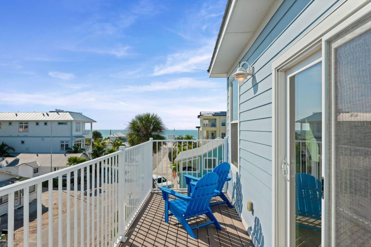 110 6th Street S, Bradenton Beach, FL 34217 Photo