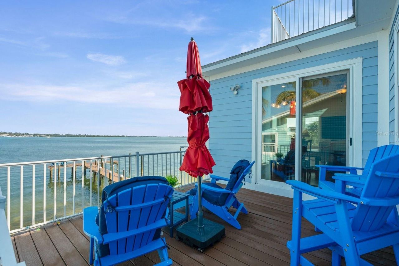 110 6th Street S, Bradenton Beach, FL 34217 Photo