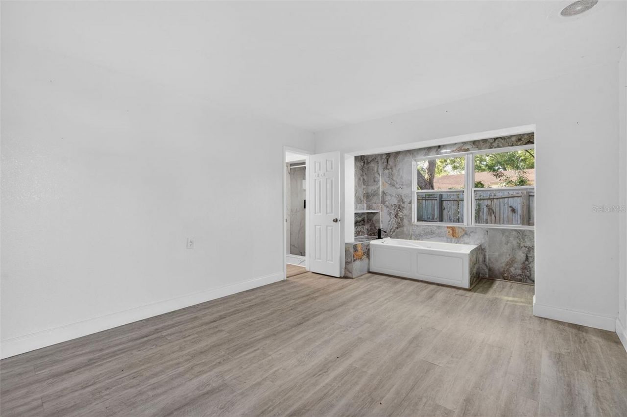 7990 42nd Street N, Pinellas Park, FL 33781 Photo