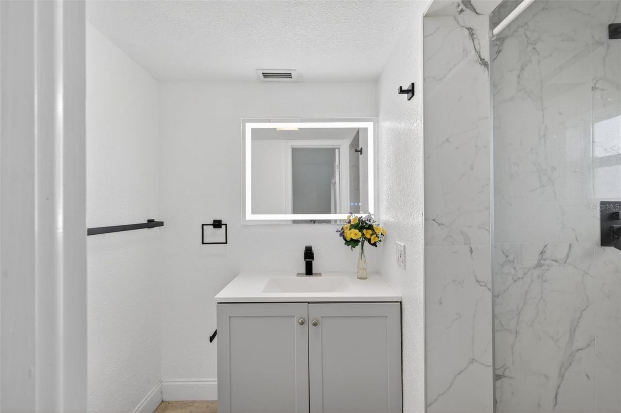 7990 42nd Street N, Pinellas Park, FL 33781 Photo