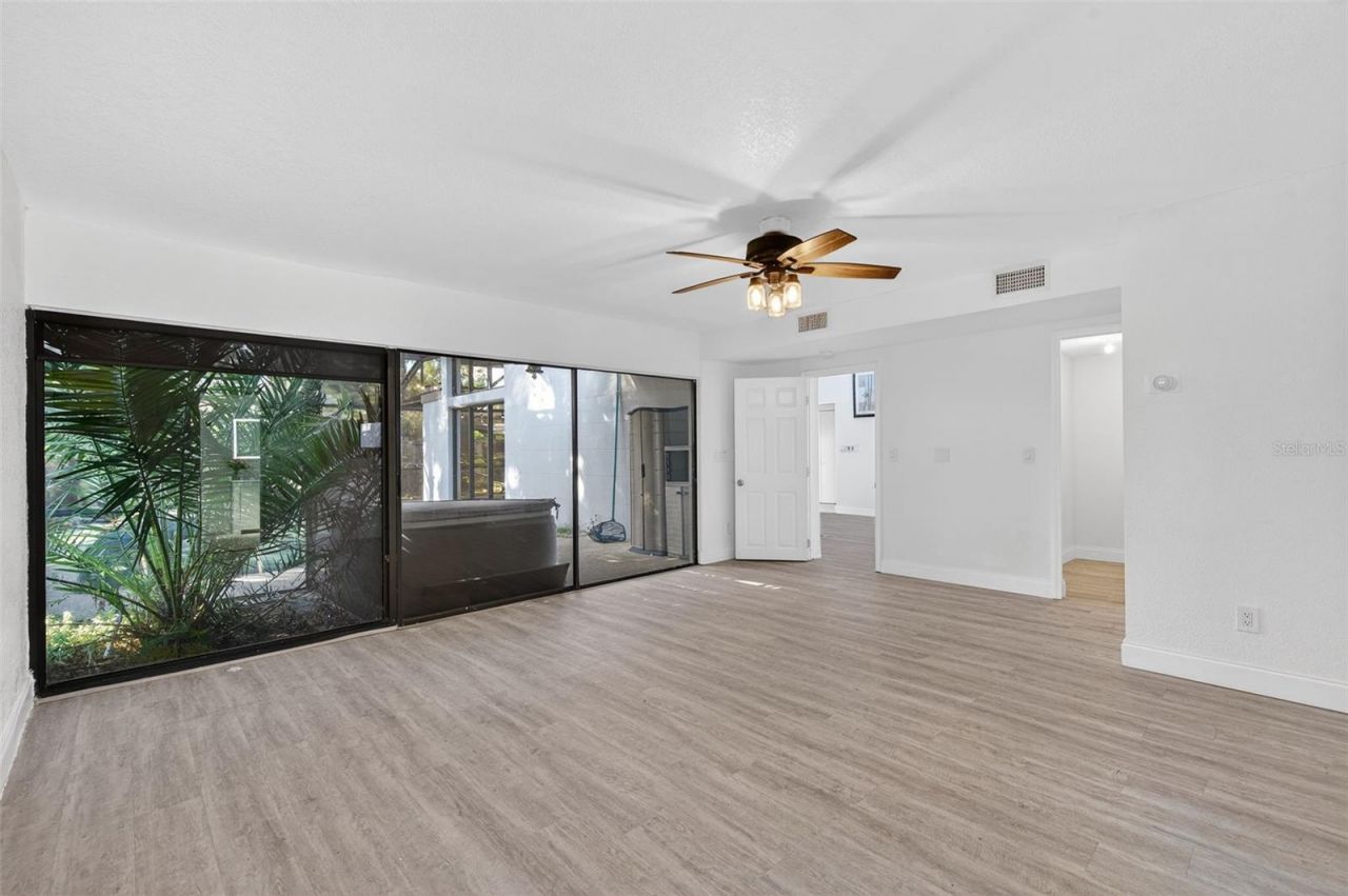 7990 42nd Street N, Pinellas Park, FL 33781 Photo