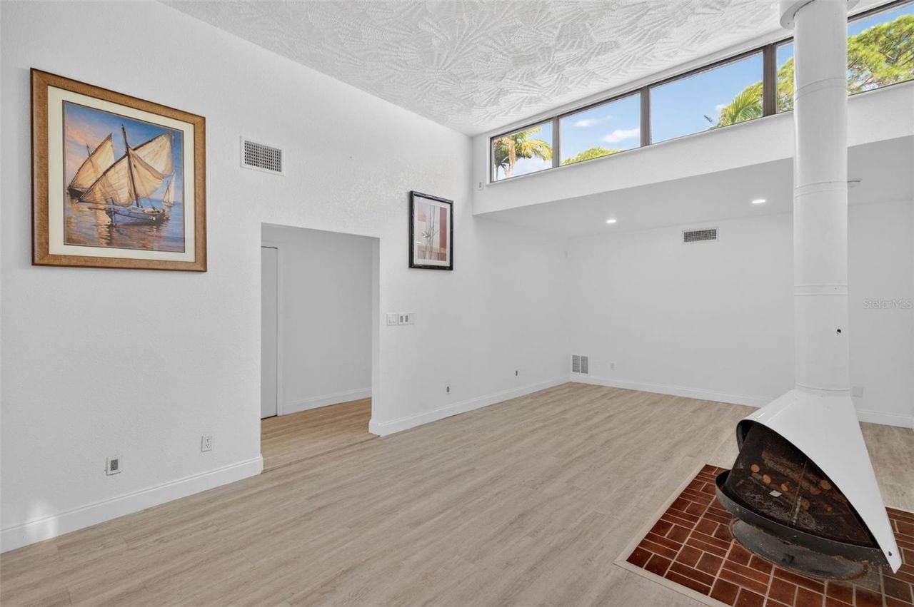 7990 42nd Street N, Pinellas Park, FL 33781 Photo