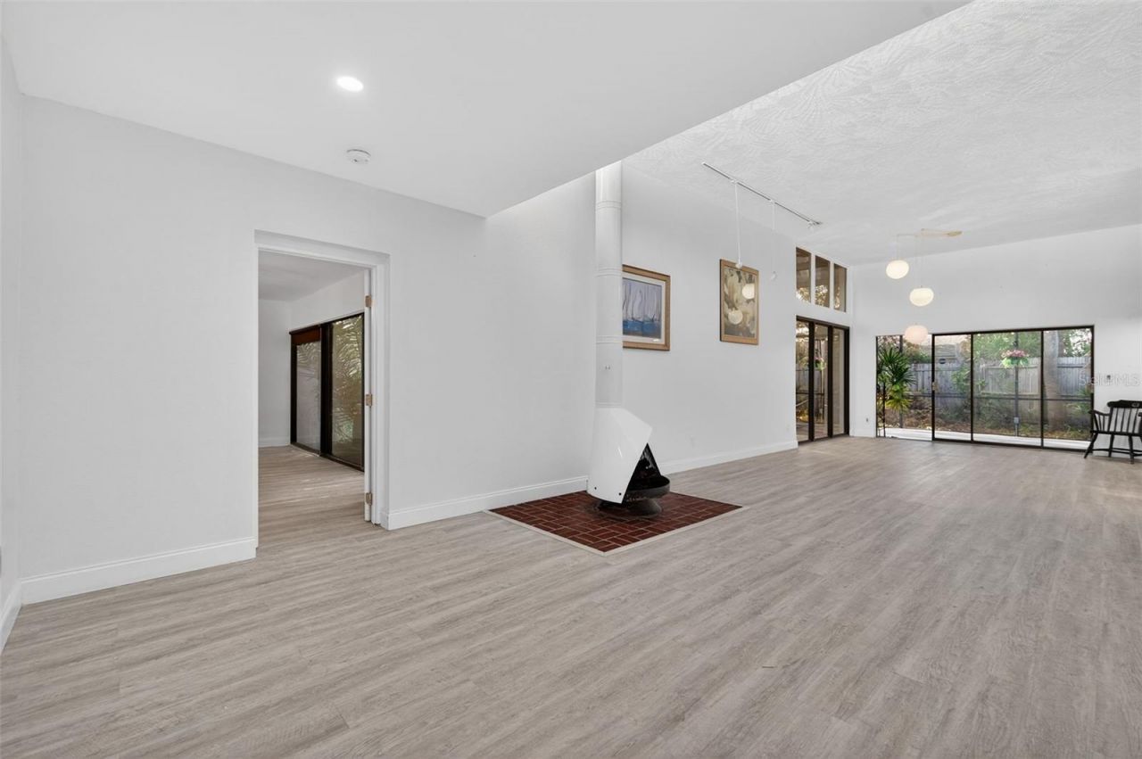 7990 42nd Street N, Pinellas Park, FL 33781 Photo