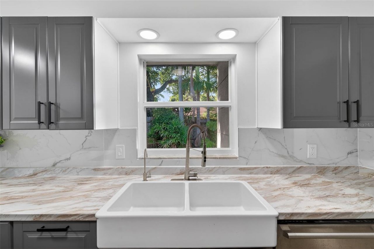 7990 42nd Street N, Pinellas Park, FL 33781 Photo