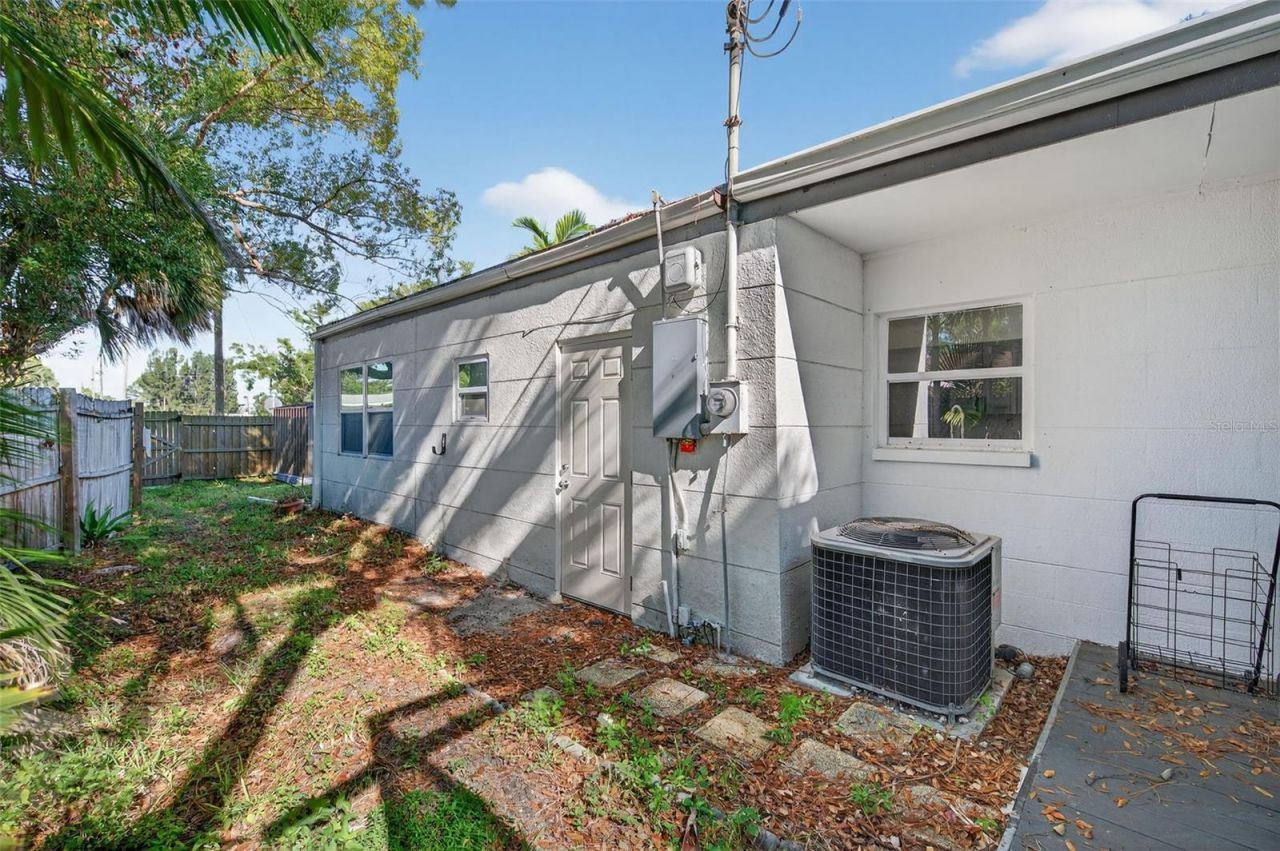 7990 42nd Street N, Pinellas Park, FL 33781 Photo